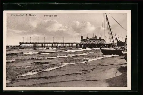 AK Ahlbeck, Bewegte See am Strand