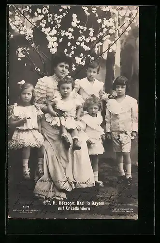 AK Herzogin Karl in Bayern mit den Enkelkindern