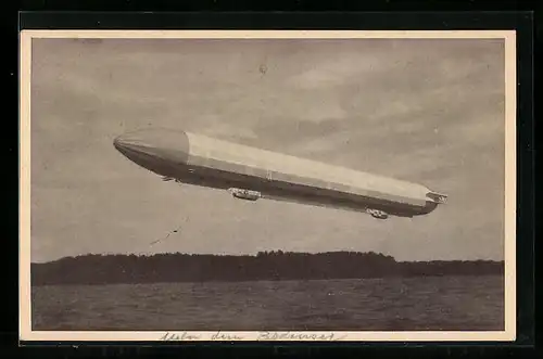 AK Frühzeitlicher Zeppelin beim Abheben