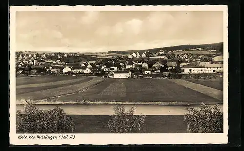 AK Körle /Kr. Melsungen, Ortspanorama hinter Feldern