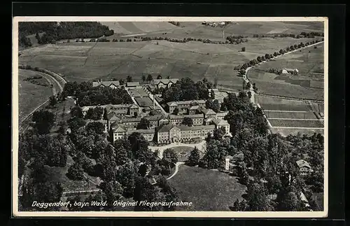 AK Deggendorf /Bay., Ortsansicht vom Flugzeug aus