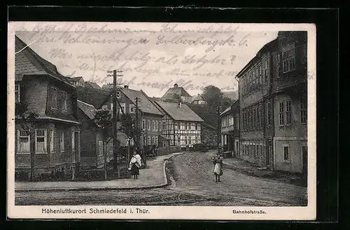 AK Schmiedefeld i. Thür., Partie in der Bahnhofstrasse