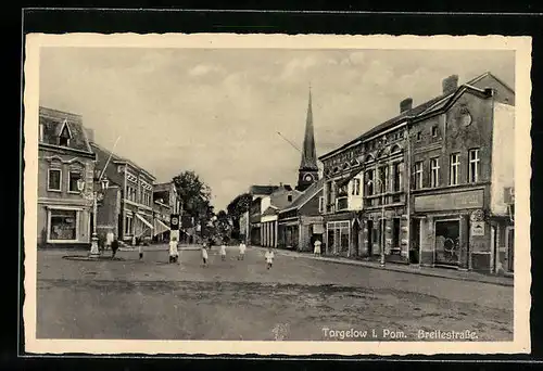 AK Torgelow i. Pom., Breitestrasse mit Geschäften