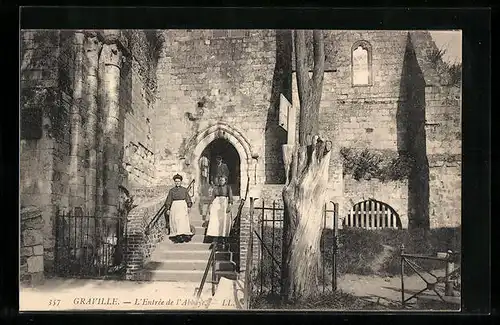 AK Graville, L`Entrée de l`Abbaye