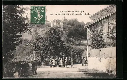 AK Fresselines, château Puy-Guillon, Kinder vor Schloss