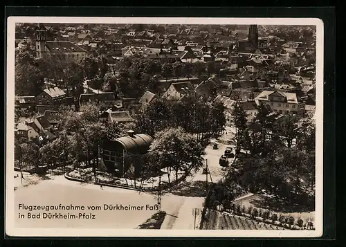 AK Bad Dürkheim-Pfalz, Flugzeugaufnahme vom Dürkheimer Fass