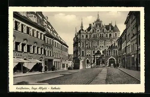 AK Kaufbeuren /Bayr. Allgäu, Strassenpartie am Rathaus