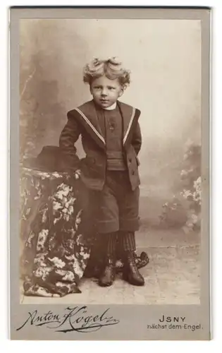 Fotografie Anton Kögel, Isny, nächst dem Engel, Kleiner Bub mit lockigem Haar