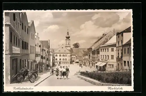 AK Rotthalmünster, Frauen auf dem Marktplatz