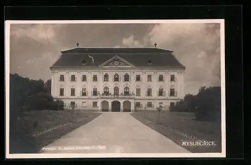 Foto-AK Mysliborice, Blick nach Schloss