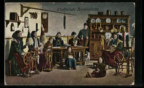 AK Männer, Frauen und Kinder in Trachten sitzen in einer Westfälischen Bauernstube am Spinnrad