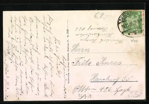 AK Vierländer Trachtenträgerin vor einem Haus