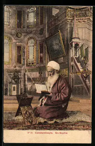 AK Constantinople, Lesender türkischer Herr in der Ste. Sophie auf dem Boden sitzend