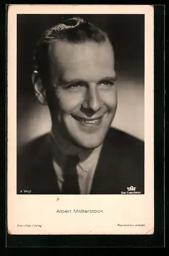 AK Schauspieler Albert Matterstock lächelt