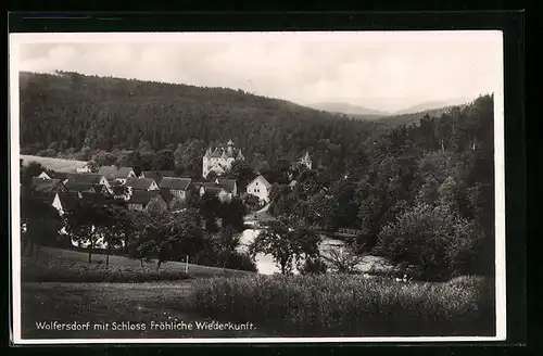 AK Wolfersdorf, Ortsansicht mit Schloss Fröhliche Wiederkunft