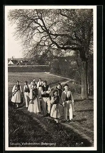 AK Junge Erwachsene und Kinder aus Betzingen in schwäbischer Trachtenkleidung