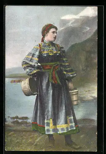 AK Schöne Dänin in traditioneller Landestracht