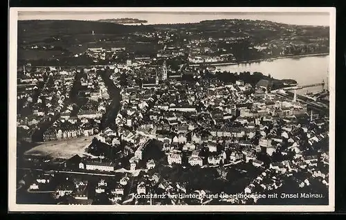 AK Konstanz / Bodensee, Luftbild mit Blick auf Überlingensee und Insel Mainau