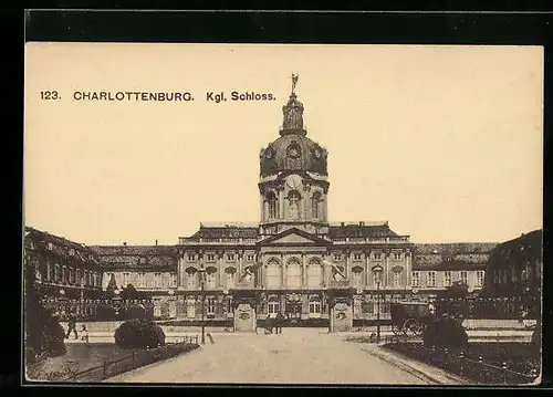 AK Berlin-Charlottenburg, Blick auf das Schloss