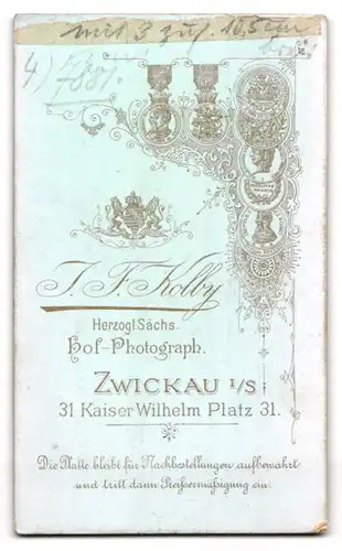 Fotografie J. F. Kolby, Zwickau i. S., Kaiser Wilhelm Platz 31, Bürgerliche Dame mit hochgestecktem Haar