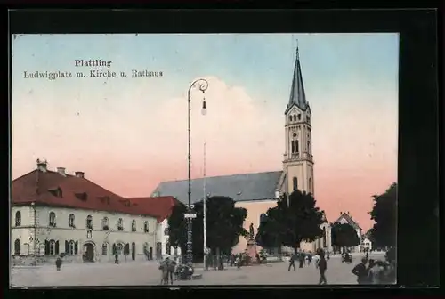 AK Plattling, Ludwigplatz m. Kirche u. Rathaus