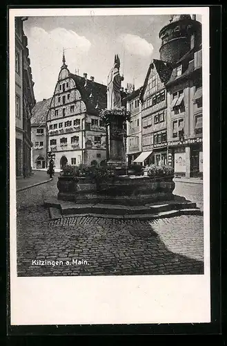 AK Kitzingen, Marktstrasse mit Geschäften, Brunnen