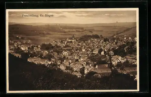 AK Freudenberg /Krs. Siegen, Teilansicht mit Kirche