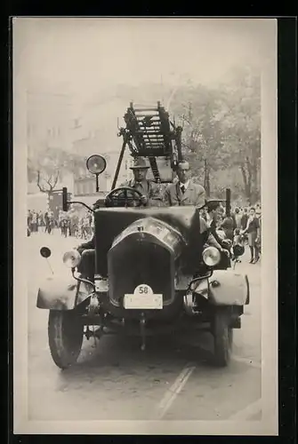 Foto-AK Wien, Betriebs-Feuerwehr der Brauerei Liesing