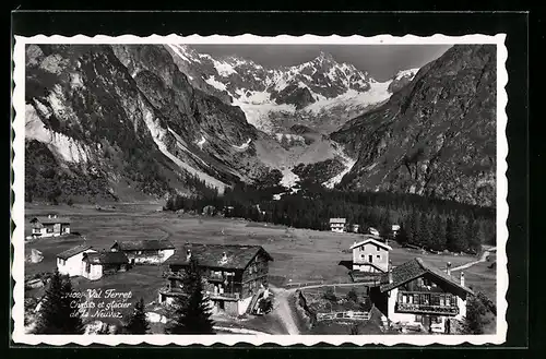 AK Val Ferret, Chalets et glacer de la Neuvaz