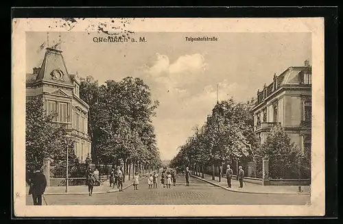 AK Offenbach a. M., Blick in die Tulpenhofstrasse