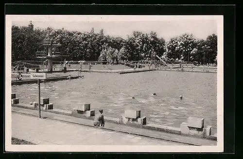 AK Riesa /Elbe, am Stadtbad im Sommer