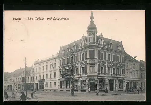 AK Dahme, Ecke wilhelm- und Hauptstrasse m. Geschäft v. Fritz Beyer