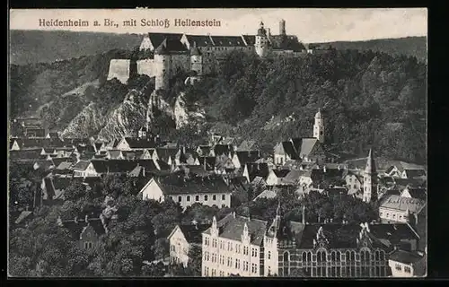 AK Heidenheim a. Br., Ortsansicht m. Schloss Hellenstein