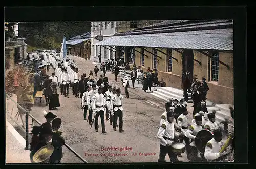 AK Berchtesgaden, Festzug der Bergknappen am Bergwerk, Salzbergwerk