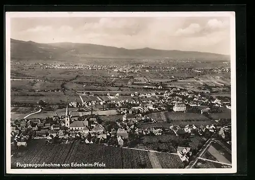 AK Edesheim /Pfalz, Fliegeraufnahme des Ortes