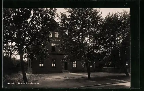 AK Asseln, Bonifatius-Schule, Strassenansicht