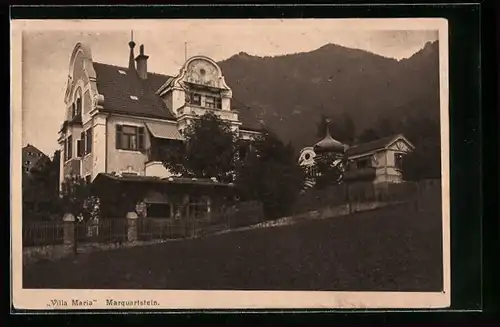 AK Marquartstein, Hotel Villa Maria mit Kirche