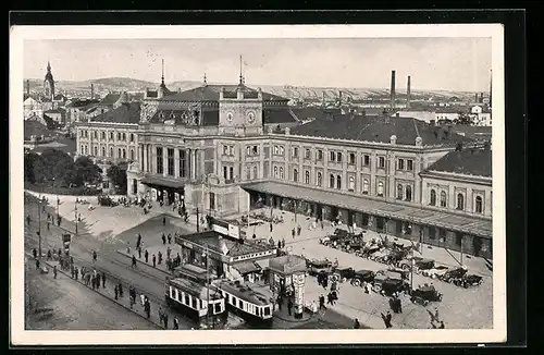 AK Brünn, Bahnhof mit Strassenbahn