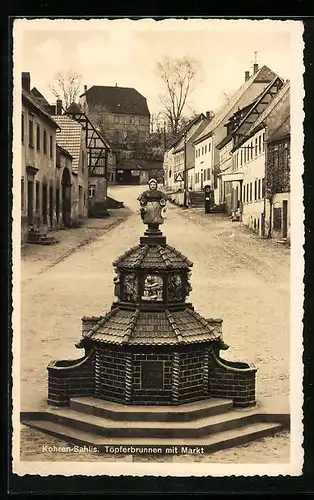 AK Kohren-Sahlis, Töpferbrunnen mit Markt