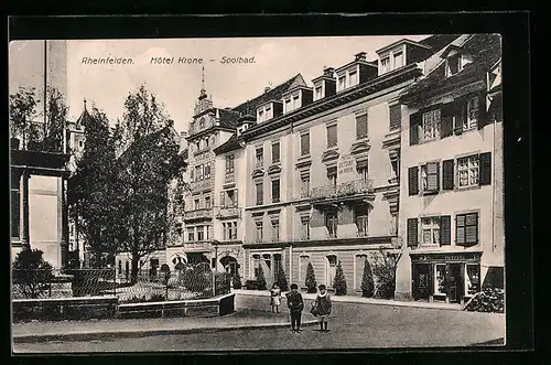 AK Rheinfelden, Hotel Krone-Soolbad und Hotel Dietschy am Rhein, Strassenpartie