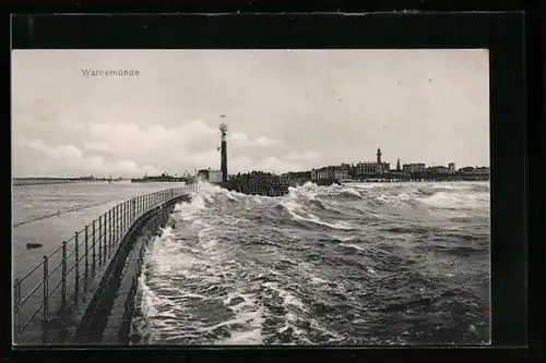 AK Warnemünde, starker Wellengang