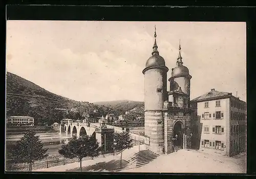 AK Heidelberg, Brückentor mit der alten Neckarbrücke