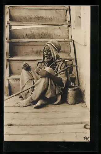 AK Arabischer Bettler mit Stock