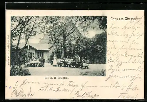 AK Strande, Gasthaus von H. H. Krützfeld, Foto mit Personal