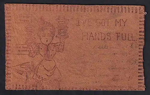 Leder-AK I`ve got my Hands full, Serviererin balanciert Geschirr