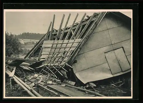 AK La Chaux-de-Fonds, Les Crosettes, Cyclone du 23 Aout 1934, Dégats au Cafe Hadorn