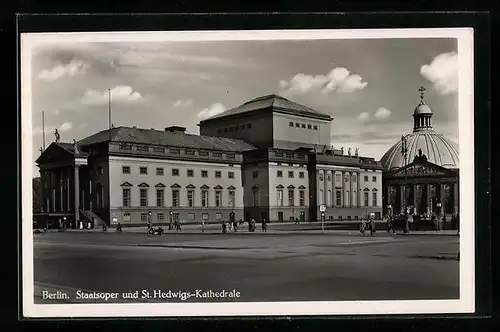 AK Berlin, Staatsoper und St. Hedwigs-Kathedrale