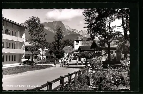 AK Unterstein-Schönau, Strassenpartie mit Untersberg