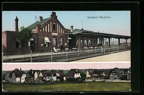 AK Biederitz, Bahnhof von der Gleisseite, Ortsansicht