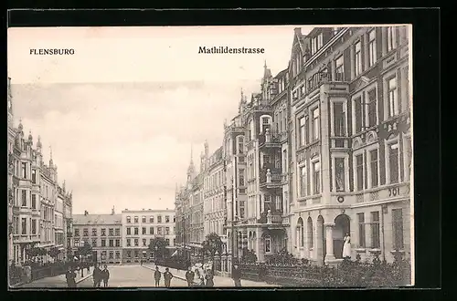 AK Flensburg, Mathildenstrasse mit Kindern